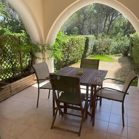 Riviera Oasis: Beachside Retreat With Pool And Tennis Apartment Saint-Raphael (Var)